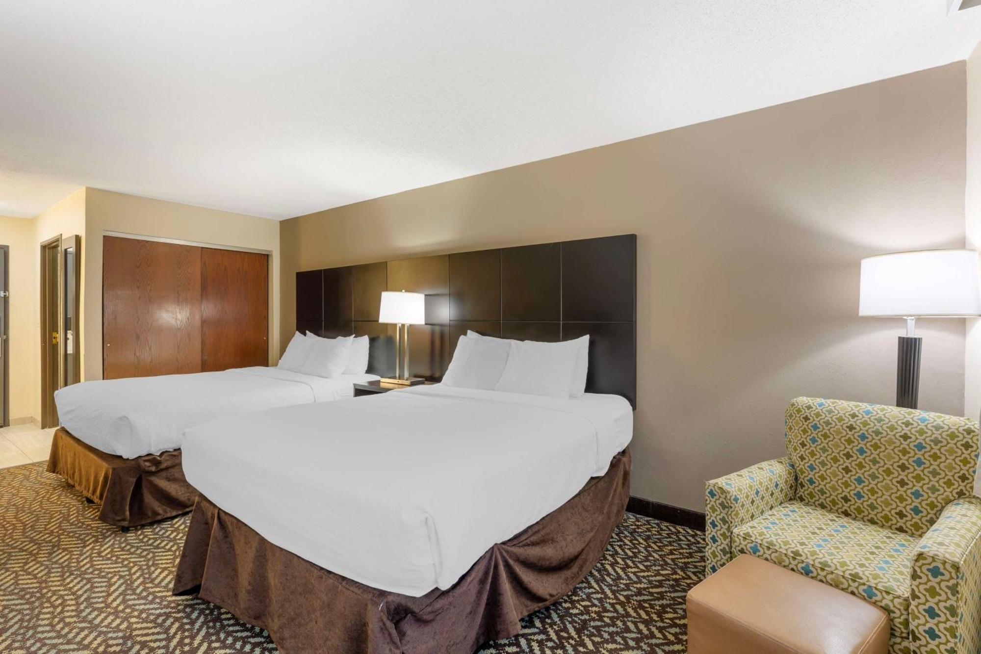 Best Western St. Louis Inn Arnold Bagian luar foto